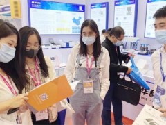 连华科技携水质检测仪亮相第56届中国高等教育博览会