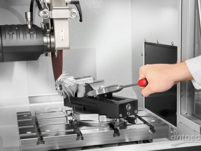 自动湿式砂轮切割机 Qcut 350 A图2