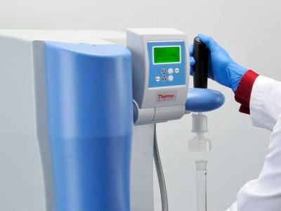 赛默飞 Barnstead™ GenPure™ Pro 水净化系统 50131950图2