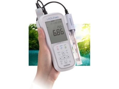 Horiba EC120 便携式电导率测量仪 用于废水处理图1