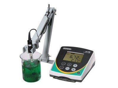 Oakton IN-35419-10 台式 pH 700 测