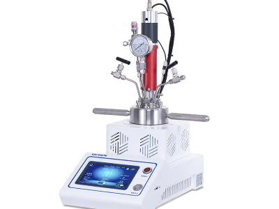 力辰HPT系列智能机械搅拌高压反应釜
