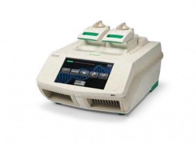 伯乐C1000 Touch™ 双48孔PCR 仪