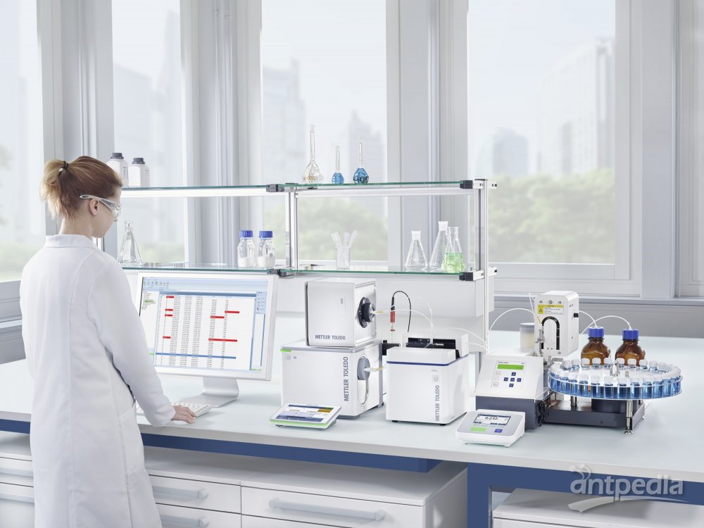 D6_RX5_UVVIS_pH_SC30_model_lab_Small Prints_55819.jpg